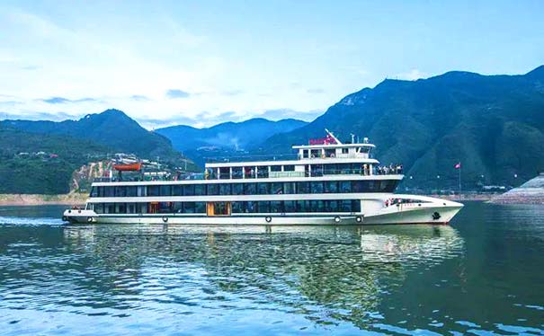 {BT8博龍娛樂}(重庆三峡旅游船票价格)